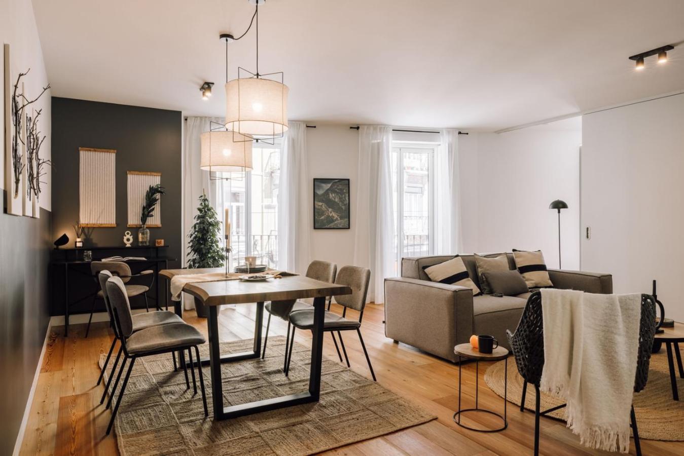 Espot - 2 Bedrooms In Graca Apartment